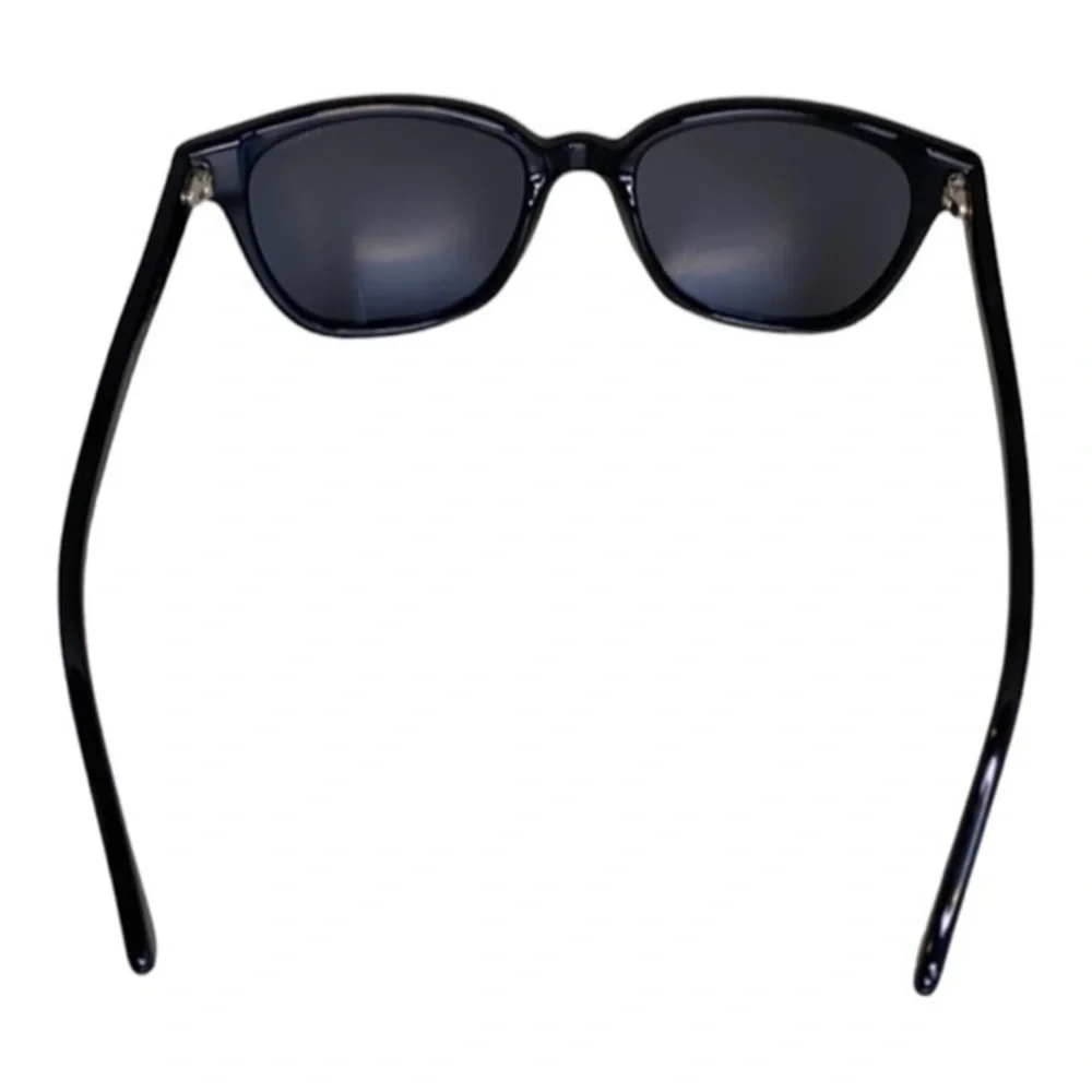 Sunglasses NEW Komono Women's glossy black Renee